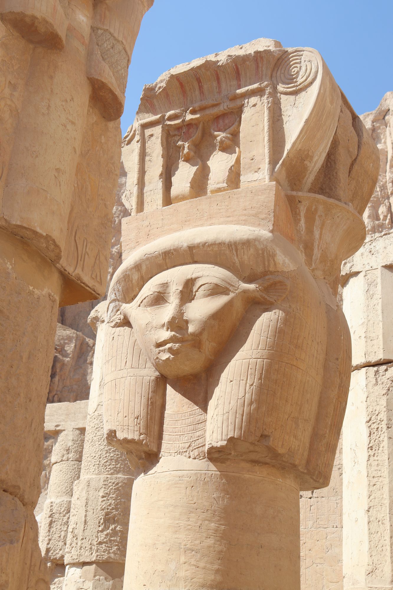 Antiguo Egipto - Templo de Hatshepsut en Deir el-Bahari - Egiptología